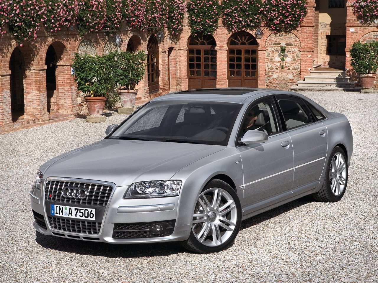 Audi S8